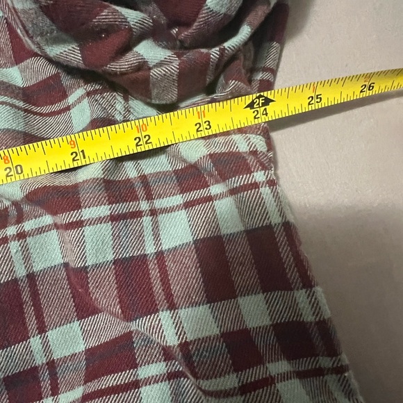 L.L. Bean Men's Plaid Shirt - teal and red traditional fit size X-Large - Picture 3 of 4